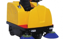 M4A電動駕駛式掃地車