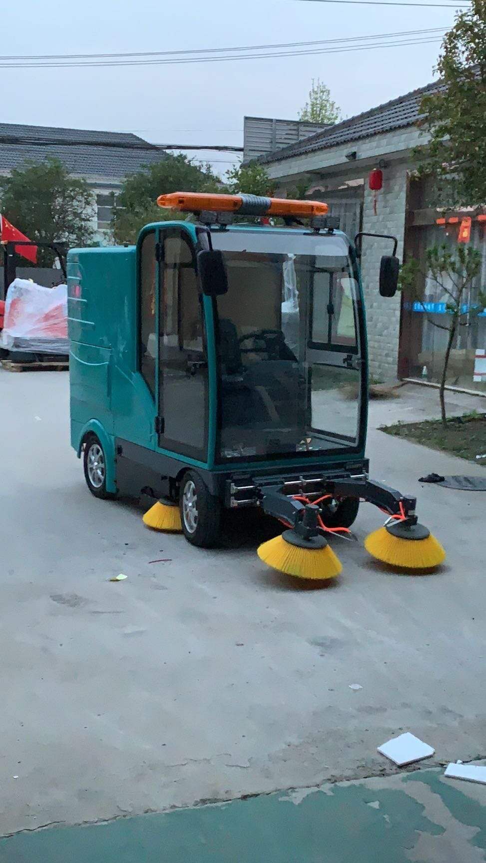 潔士AM2500TM電動四輪全封閉駕駛式掃地車/四輪全封閉駕駛式掃地機/四輪全封閉駕駛式清掃車/四輪全封閉駕駛式清掃機/四輪全封閉駕駛式掃路機/四輪全封閉駕駛式掃路車