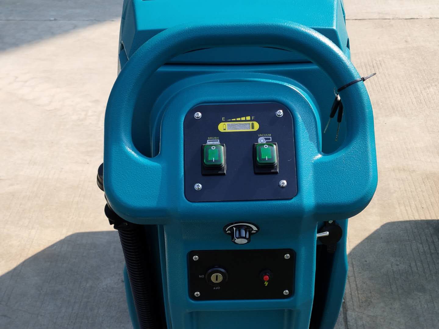 潔士AM880TM手推自走式洗地機，手扶式洗地機，全自動洗地機，手推式洗地機廠家